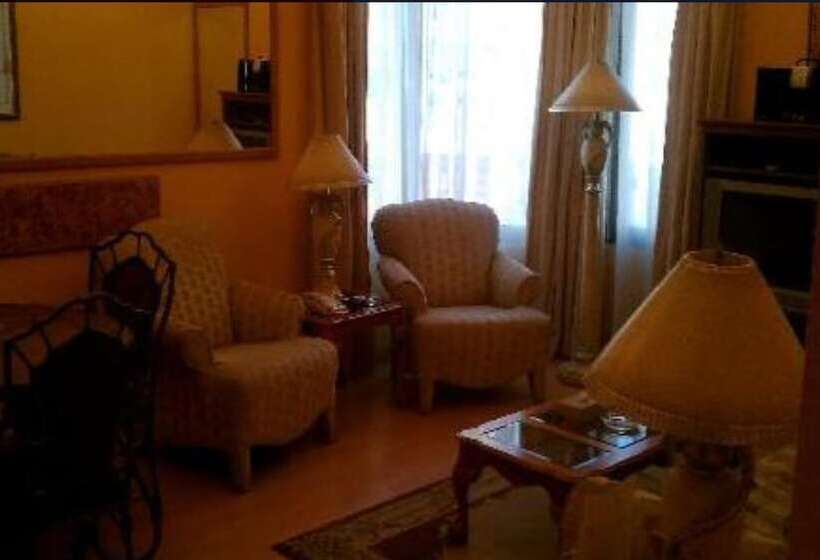 带2个卧室的套房, Le Royal Express