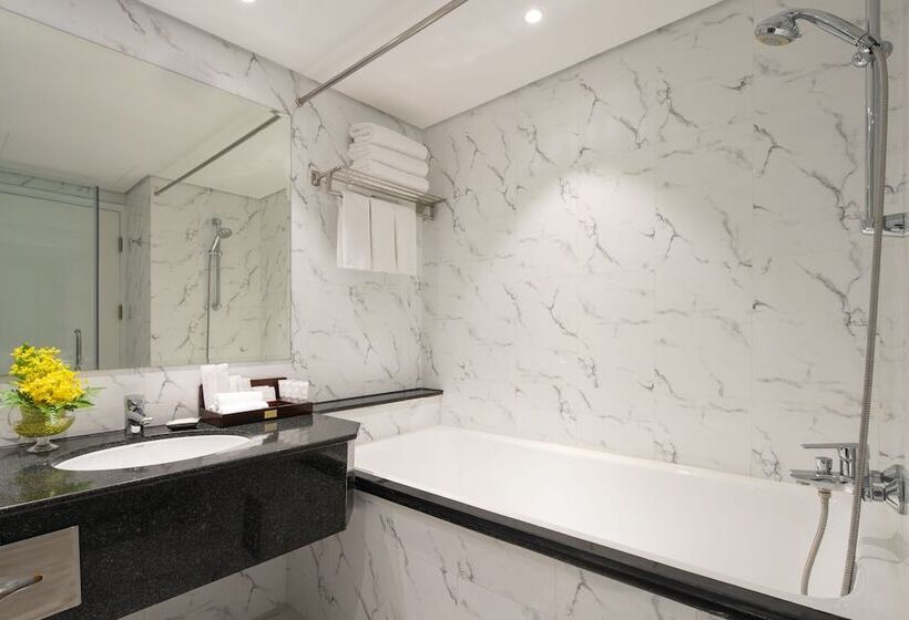 اتاق کلاب, Windsor Plaza