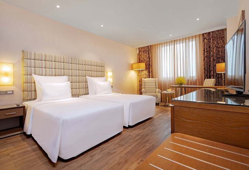 اتاق کلاب, Windsor Plaza