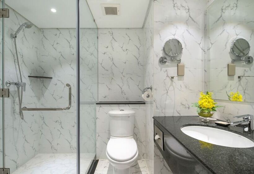 اتاق کلاب, Windsor Plaza