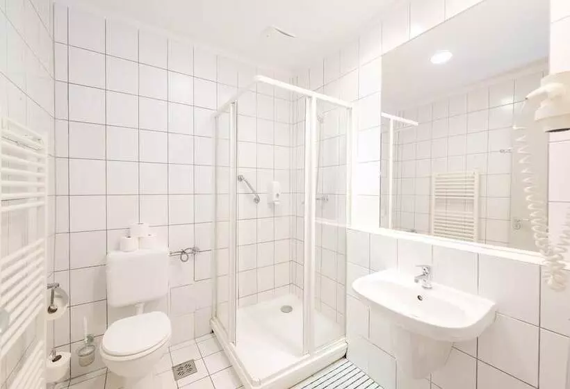 ルームシェアのワンベッド, Wombat S City Hostel Budapest