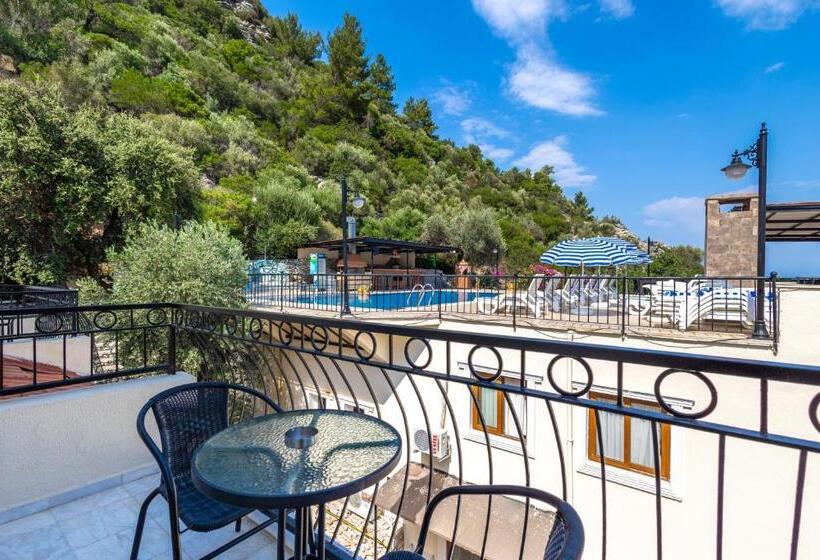 Семейный Номер Deluxe, Leslion Hotel Turunc