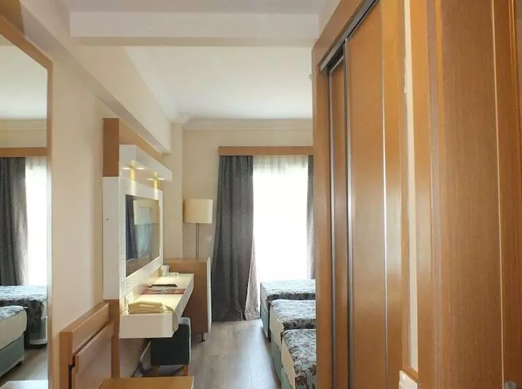 Standard Kolmen Hengen Huone, Marbel Hotel By Palmwings