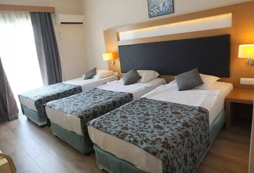 Standard Kolmen Hengen Huone, Marbel Hotel By Palmwings