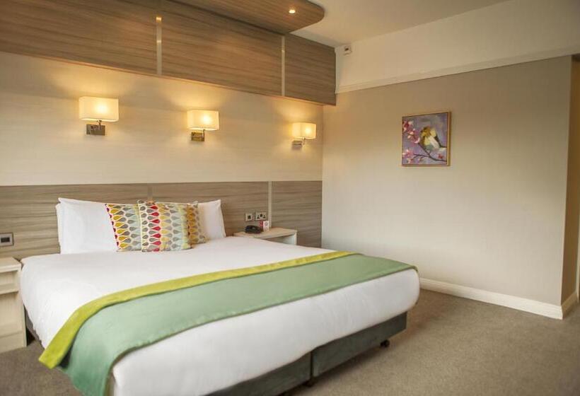 غرفة قياسية ثلاثية, The Gleneagle Hotel & Apartments