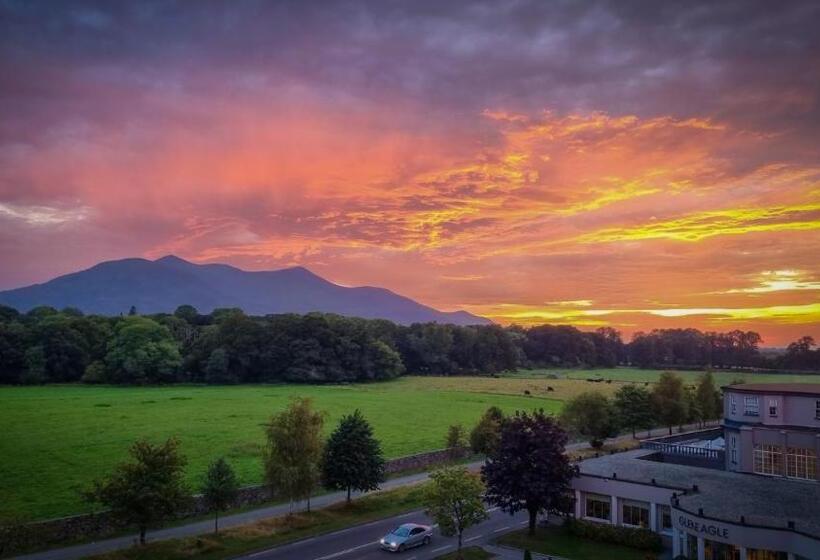 غرفة قياسية مزوَّدة بشُرفة, The Gleneagle Hotel & Apartments