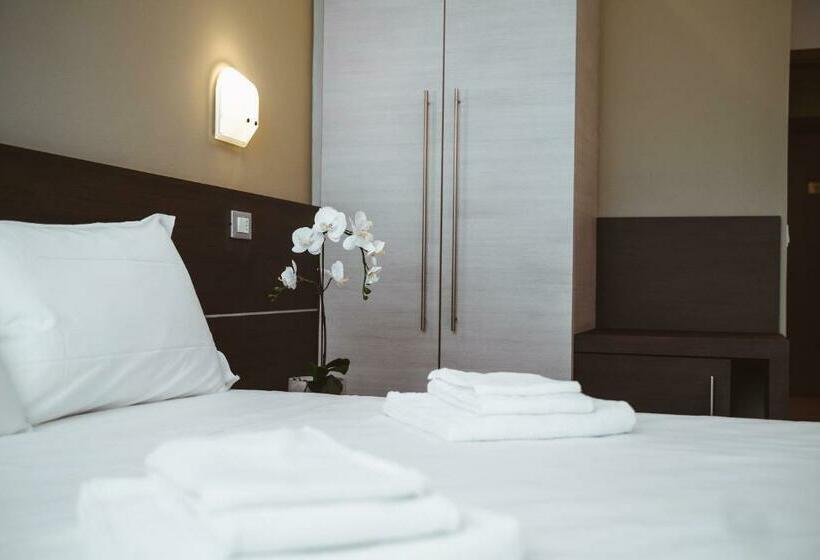 חדר סטנדרט, Albergo Commercio