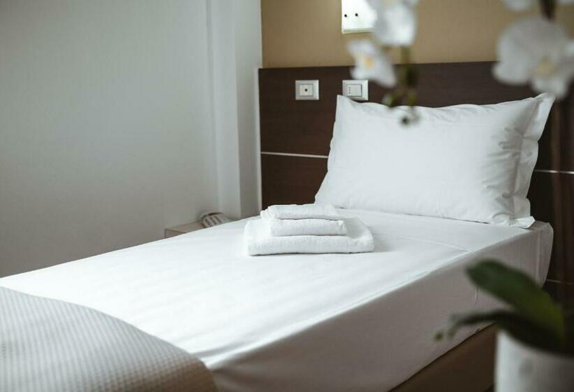 חדר סטנדרט יחיד, Albergo Commercio