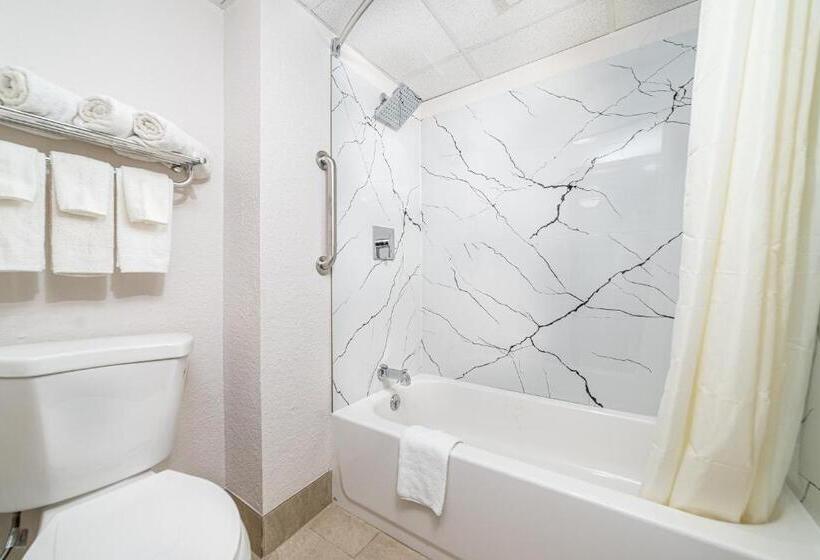 חדר סטנדרט שתי מיטות זוגיות, Bear Creek Inn Gatlinburg, Tn