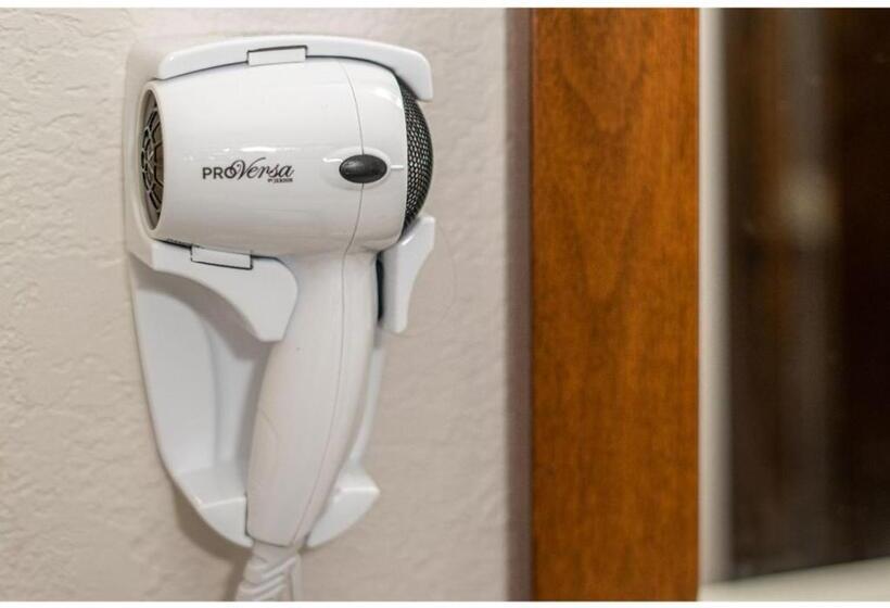 סוויטת 2 חדרי שינה, Bear Creek Inn Gatlinburg, Tn