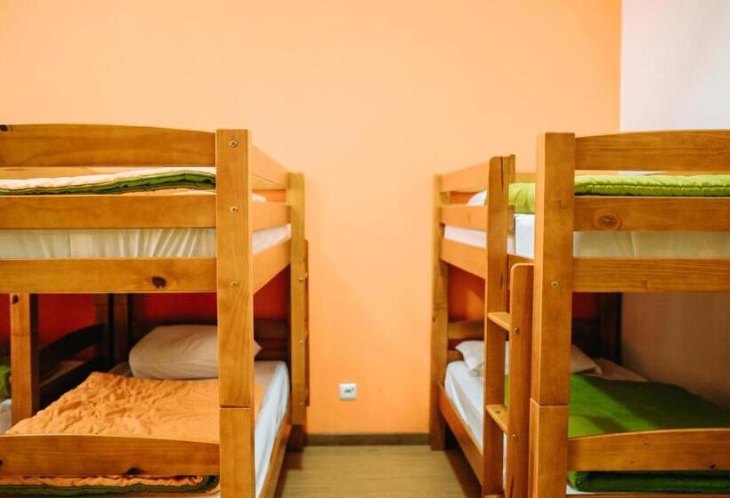 共用房间的床, Casas De Pedra   Quinta Da Escola