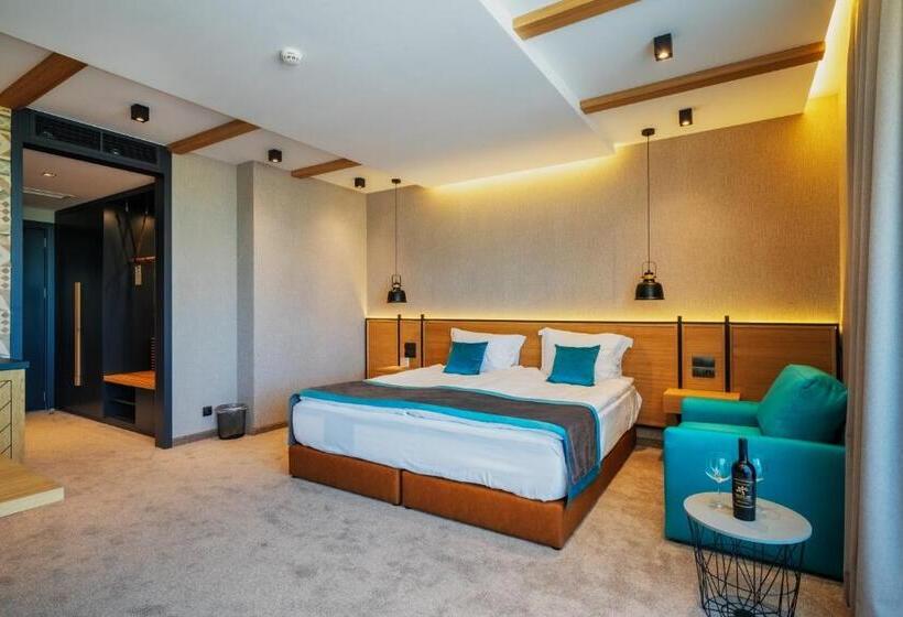 豪华房间, Spa Complex Belchin Spring