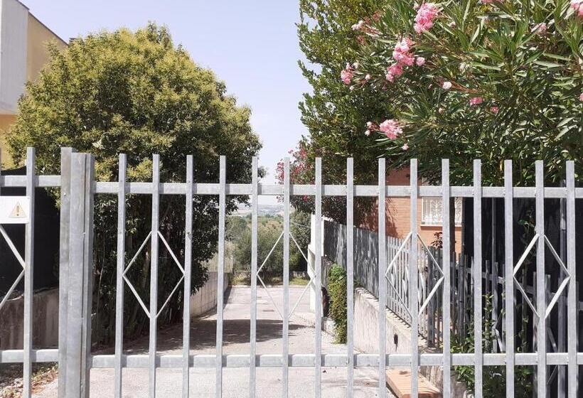 غرفة ديلوكس مزودة بشرفة, La Principessa Nera B&b