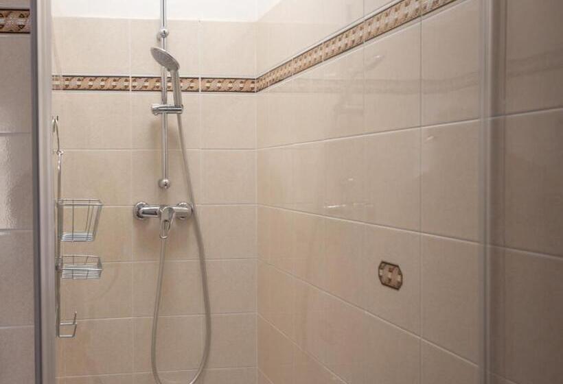 غرفة ديلوكس رباعية, La Principessa Nera B&b