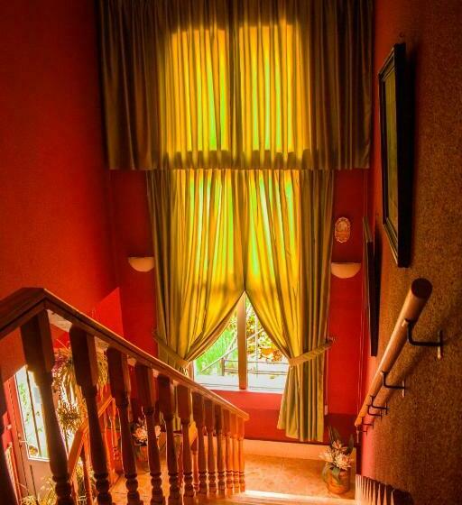 غرفة قياسية, Hostal La Llave