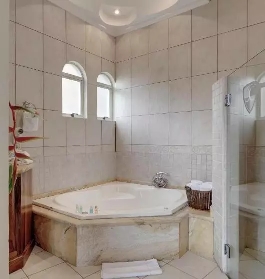 سوئیت مستر, Casa Conde Hotel & Apartamentos
