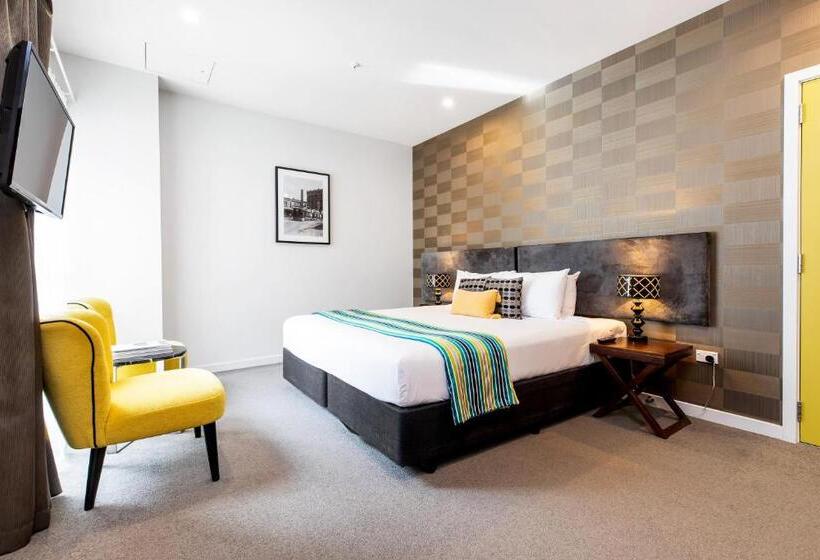 带大床的豪华间, 115