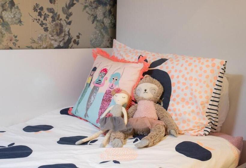 家庭交流房, 115