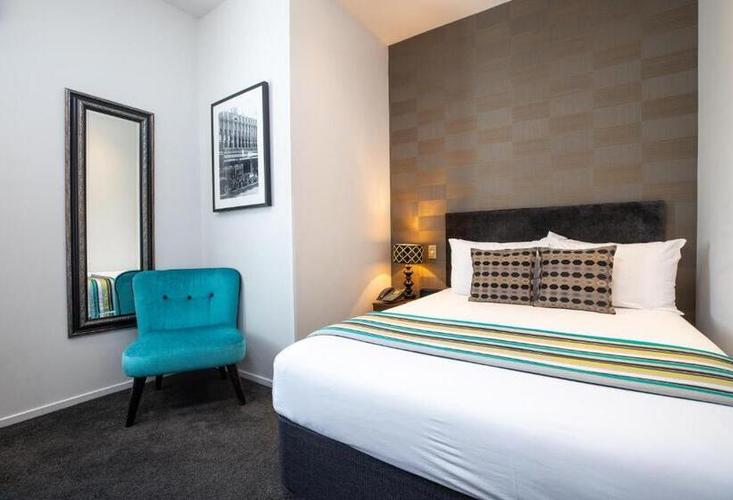 带2个卧室的套房, 115