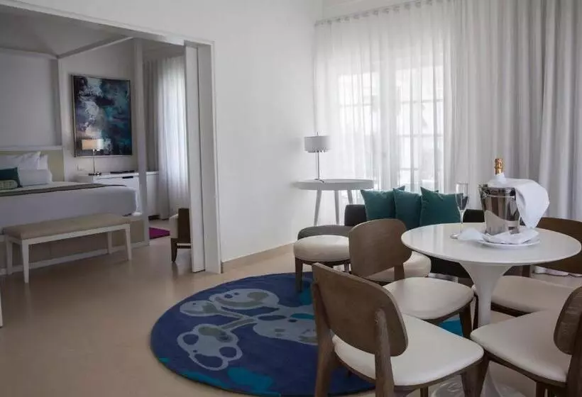 Swim-up suite, Azul Beach Resort Negril, Gourmet All Inclusive By Karisma