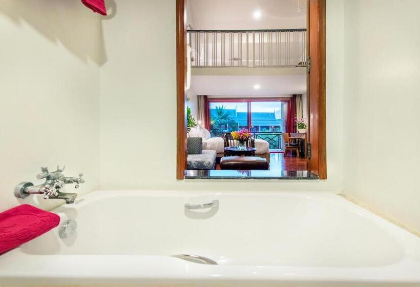 Люкс Дюплекс, Chada Thai Village