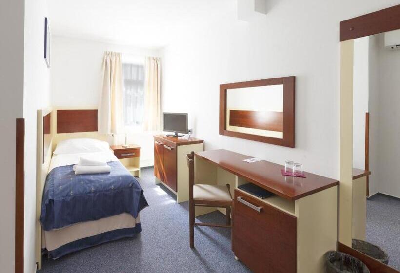 标准单人间, Atos