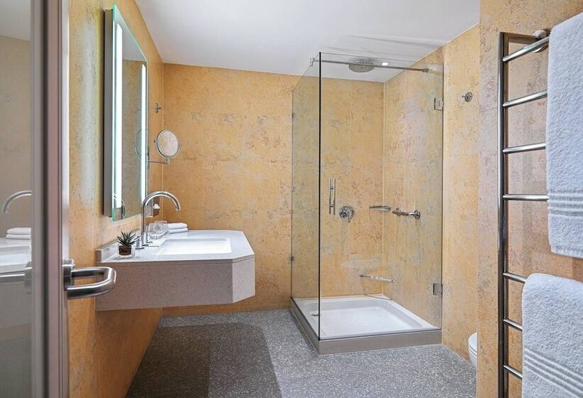 جناح إدارى, Malta Marriott Resort & Spa