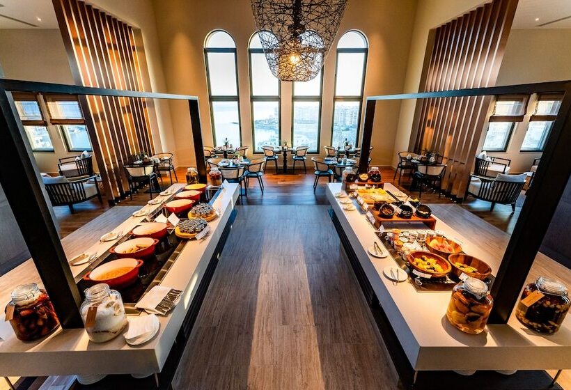 سوییت, Malta Marriott Resort & Spa