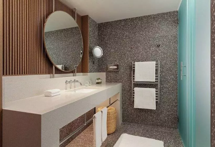 سوییت, Malta Marriott Resort & Spa