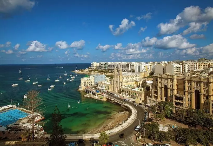 سوییت, Malta Marriott Resort & Spa