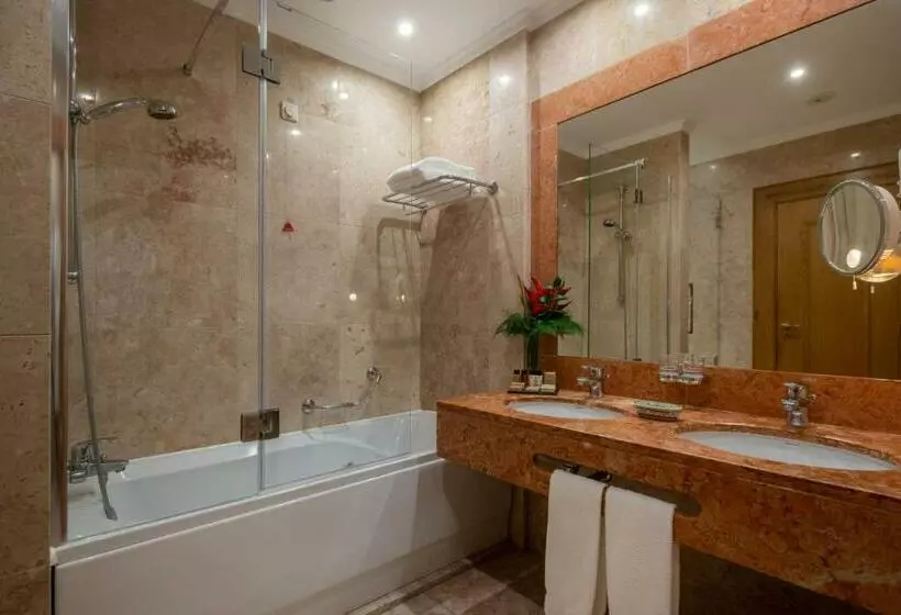 سوئیت پریمیوم, Quinta Jardins Do Lago