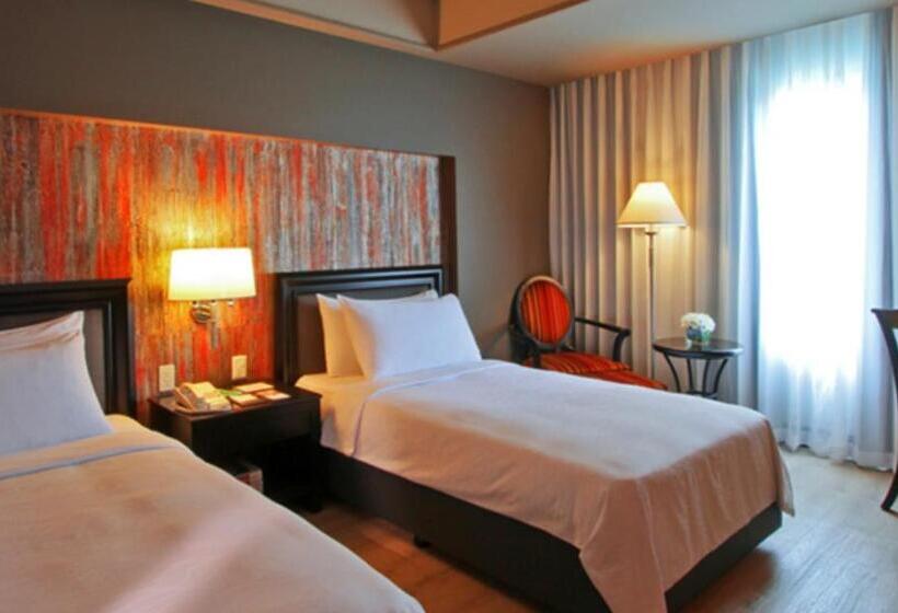 デラックスルーム, The Bellevue Manila