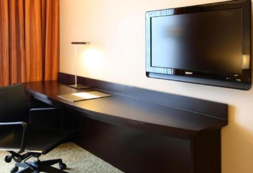 デラックスルーム, The Bellevue Manila