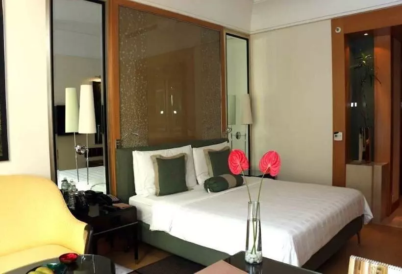 اتاق سوپریور با چشم‌انداز باغ, Trident Gurgaon