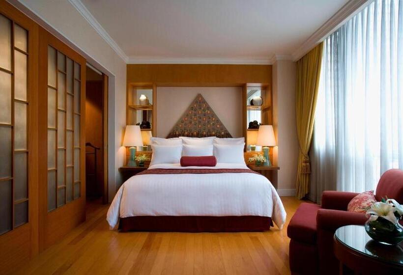 Superior Suite, Mayfair Bangkok Marriott Executive Apartments