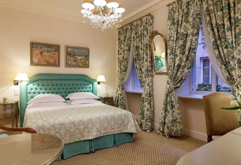 اتاق بزرگ با دسترسی به اسپا, Narutis Hotel Small Luxury Hotels Of The World