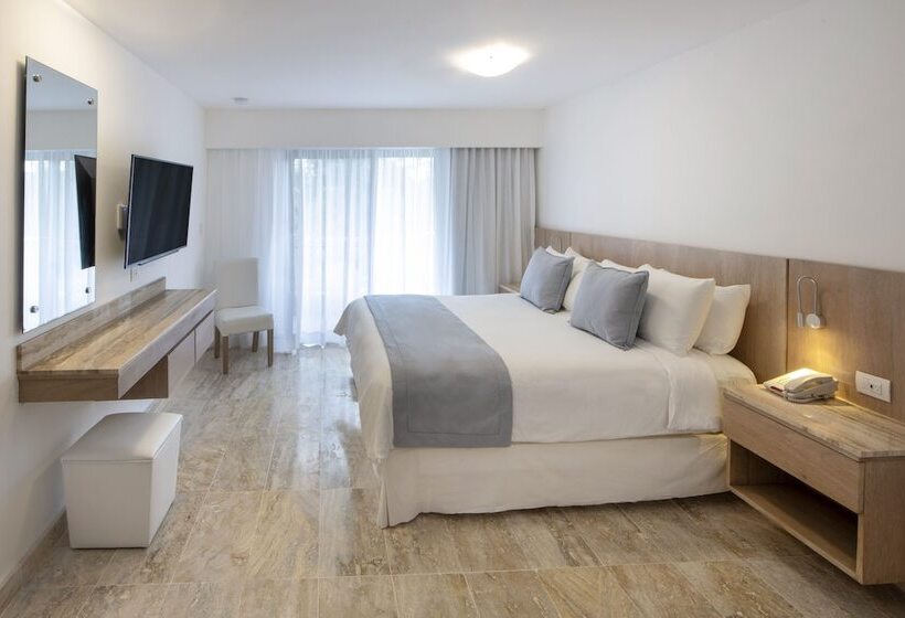 اتاق سوپریور با تخت بزرگ, Viva Dominicus Palace By Wyndham, A Trademark All Inclusive