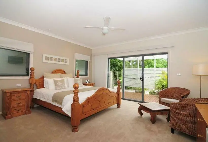 キングサイズベッドのスイートルーム, Ceespray   Accommodation In Huskisson   Jervis Bay