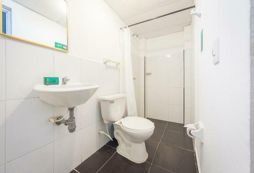 غرفة قياسية, Puerto Vigia