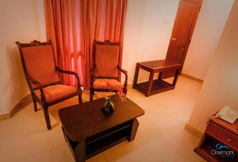 غرفة ديلوكس, Seethawaka Regency