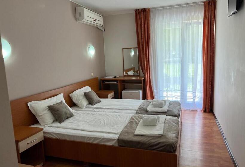 스탠다드 룸, Violeta