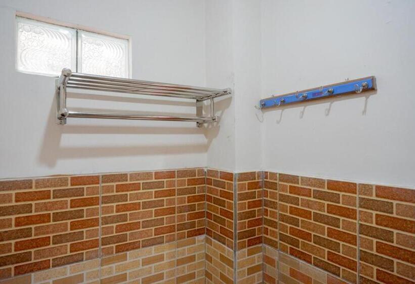 Номер Стандарт, Reddoorz Syariah Near Gor Satria 4