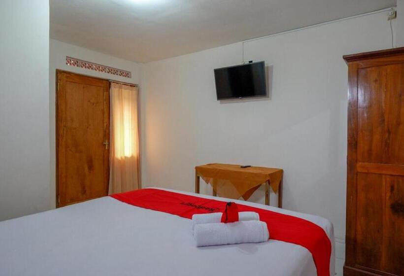 Номер Economy, Reddoorz Syariah Near Gor Satria 4