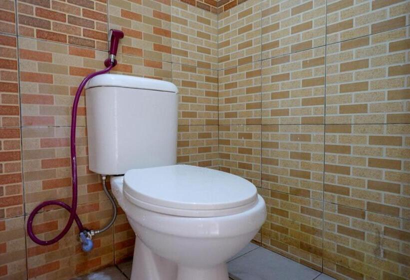 エコノミールーム, Reddoorz Syariah Near Gor Satria 4