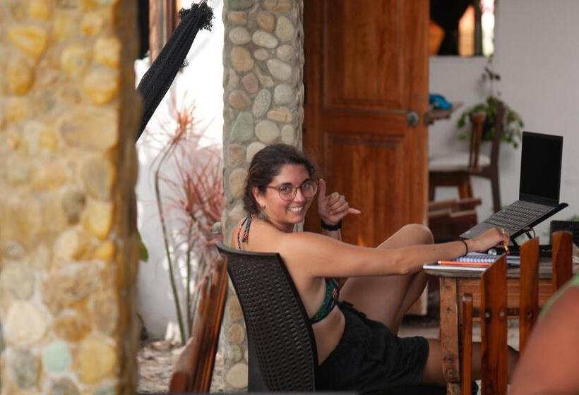 Номер Стандарт, Hostal Mirada Al Mar