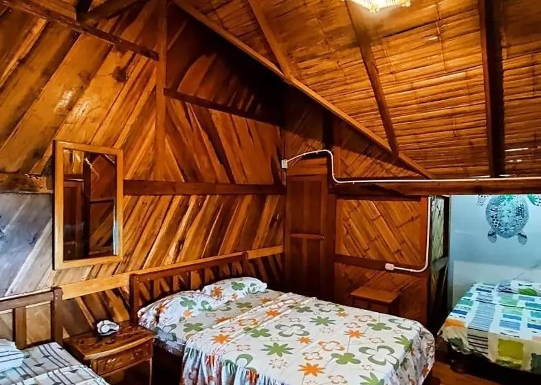 景色の見えるスタンダード４人部屋, Hostal Mirada Al Mar