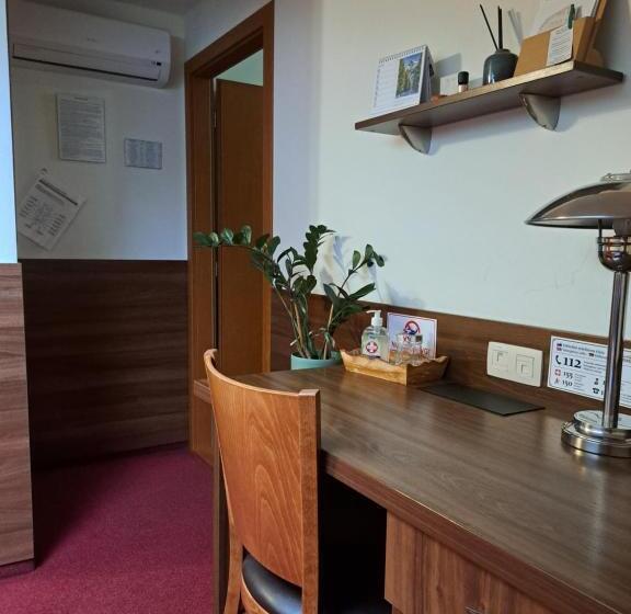 חדר סטנדרט לשלושה, Penzion Kozak B&b