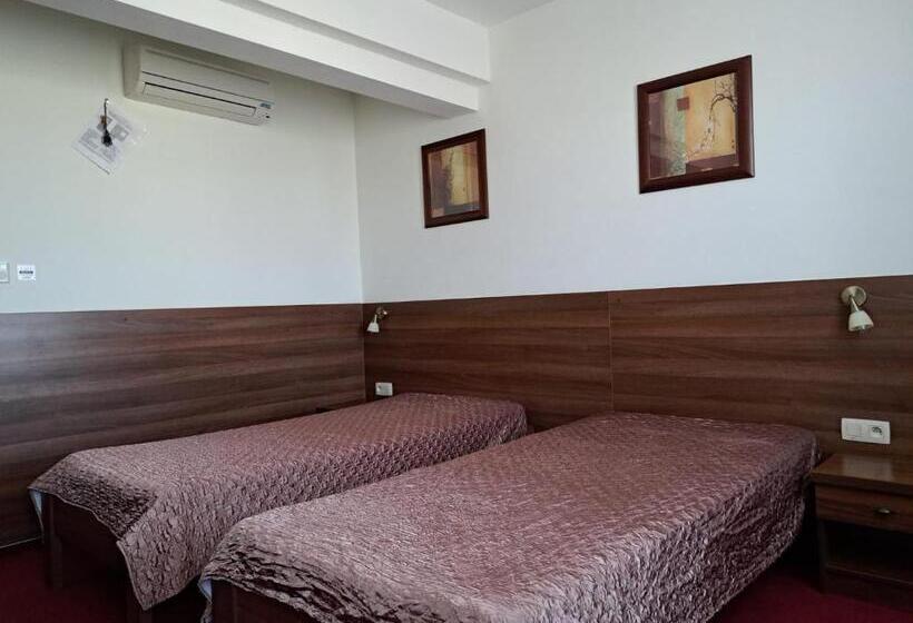 带2个卧室的套房, Penzion Kozak B&b