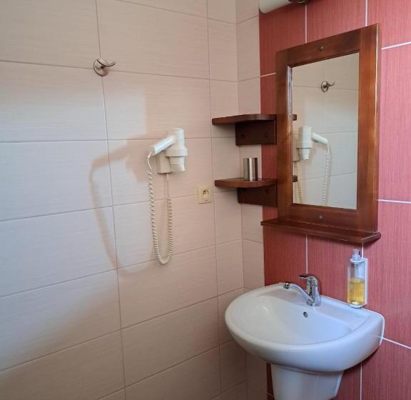 Люкс 2 Спальни, Penzion Kozak B&b