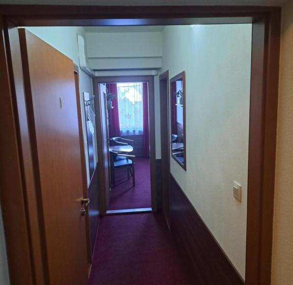 חדר סטנדרט לארבעה, Penzion Kozak B&b